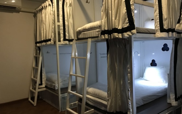 BaobaBed Hostel