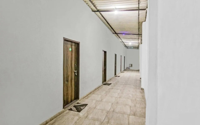 Oyo Flagship 703738 Hotel Prince In
