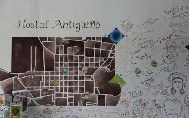 Hostal Antigueño - Hostel