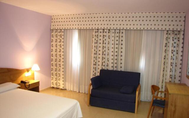 Duerming Montalvo Playa Hotel