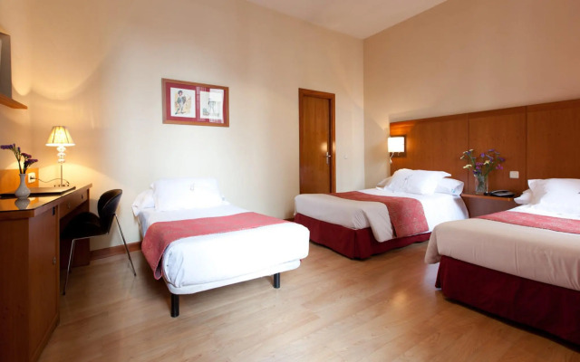 Ateneo Hotel