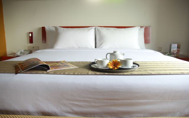 Sparks Life Jakarta, ARTOTEL Curated