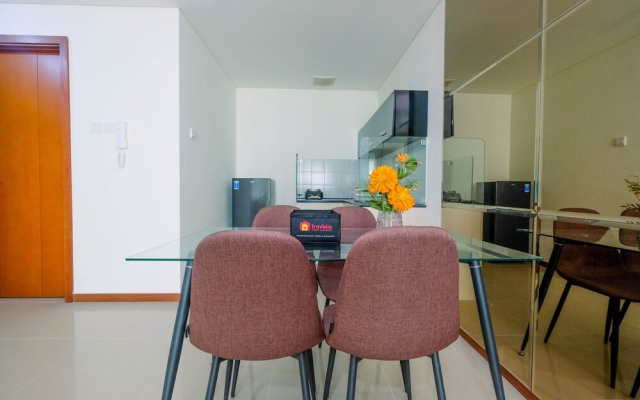 Cozy and Minimalist 2BR Green Bay Condominium Apartment