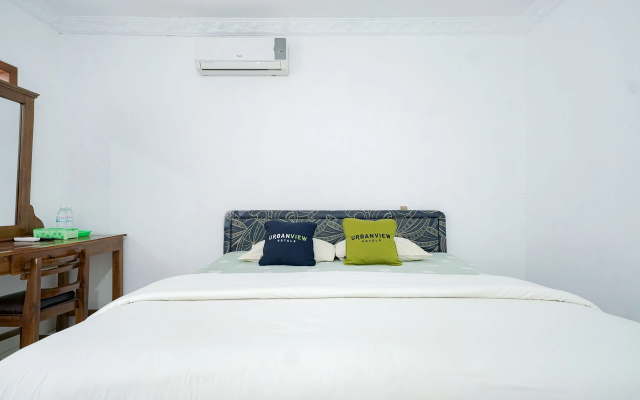Urbanview Hotel Ratu Kuring Gisting – Guest Rooms – Banjar Negeri