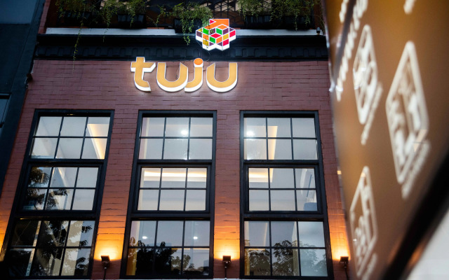 Tuju Arteri Pods