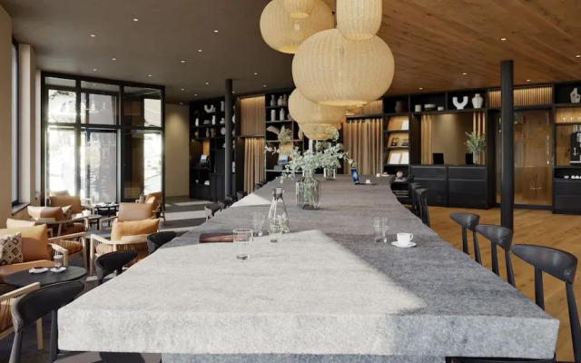 KURVE Apartments & Lounge