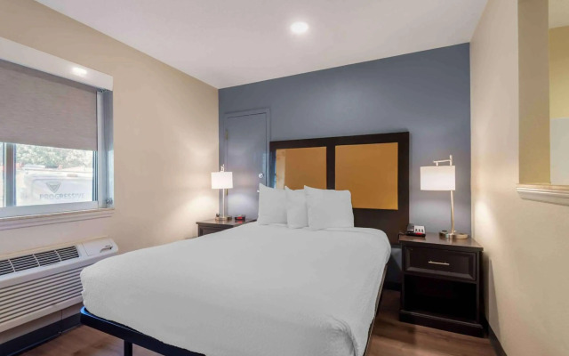 Extended Stay America Select Suites Charlotte Tyvola Rd Exec