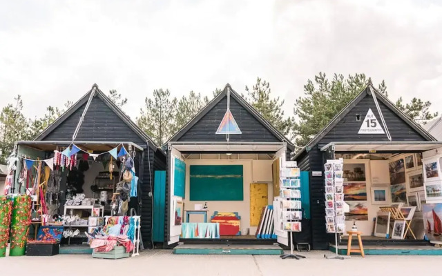 Whitstable's Beachcombers, Sleeps 10, Dog Friendly