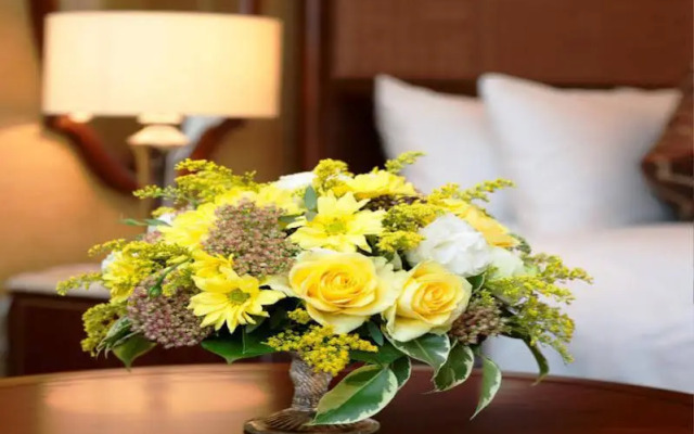 Swiss Hotel Corniche