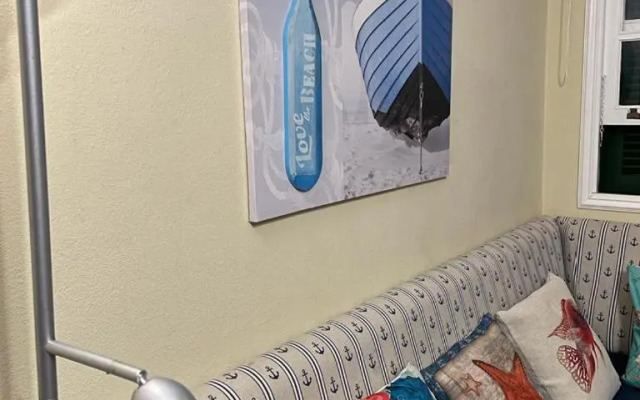 Primera línea en piscinas naturales.