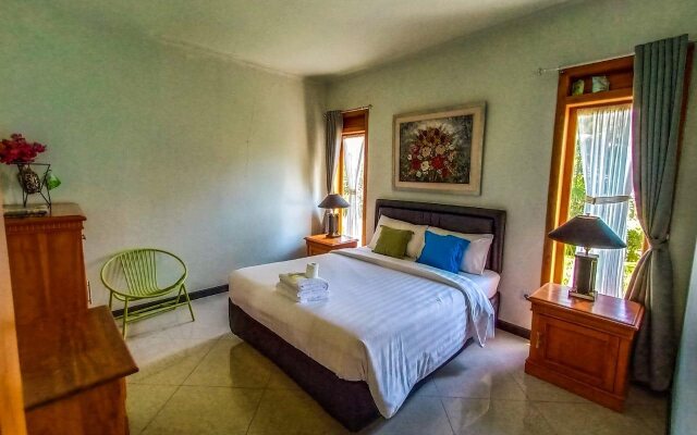 Mulberry Hill by The Lodge