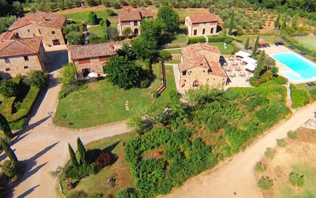 Poggio Cennina Resort Toscano
