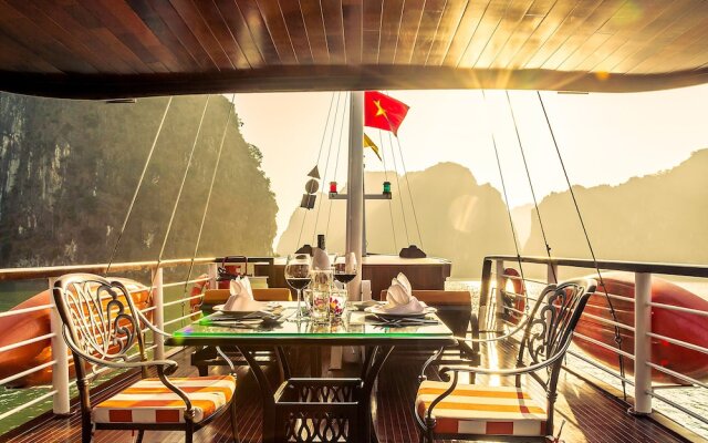 L'Azalée Cruises