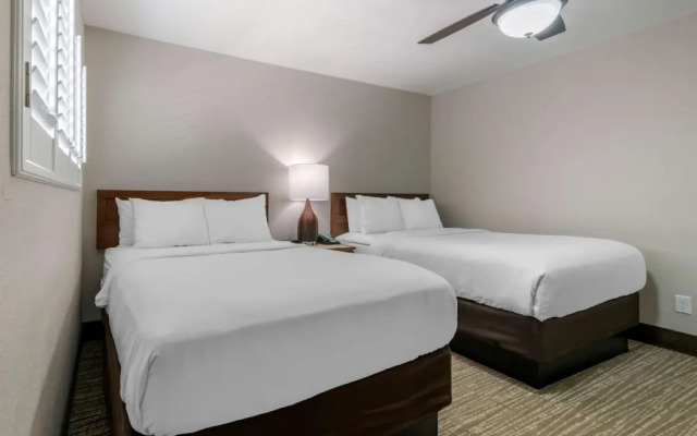QUALITY INN &amp; SUITES
