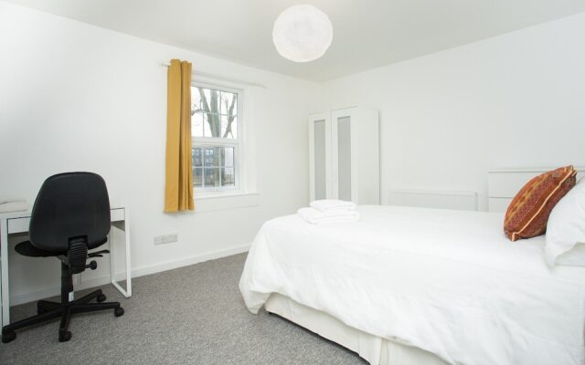 Newly Refurbished House in Bath - Sleeps 3