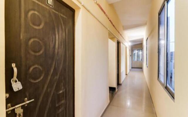 OYO 61862 Hotel Aditya