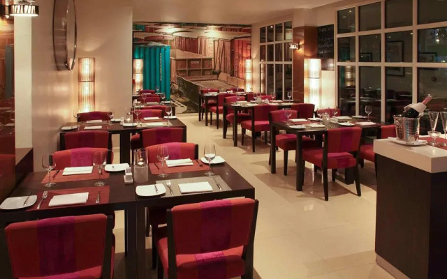 Mercure Hanoi La Gare