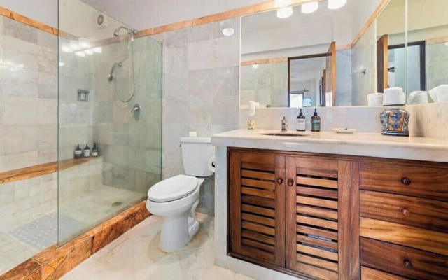 Ocean View 2Br Condo-balcony-beach-pool - 212