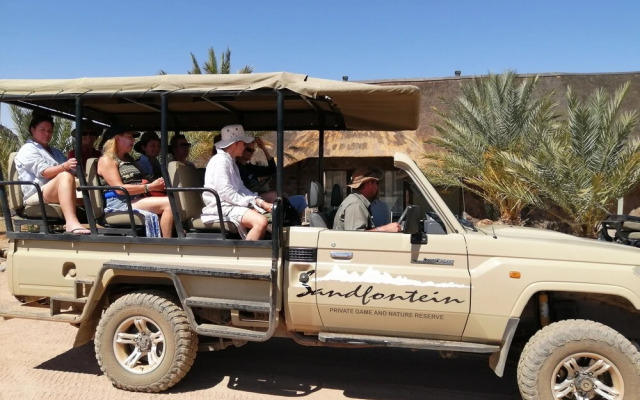 Sandfontein Lodge & Nature Reserve
