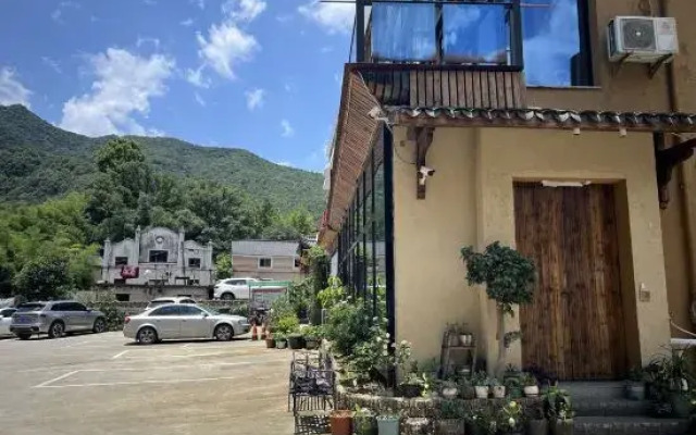 No.16 Xiekengkou, Tonglu