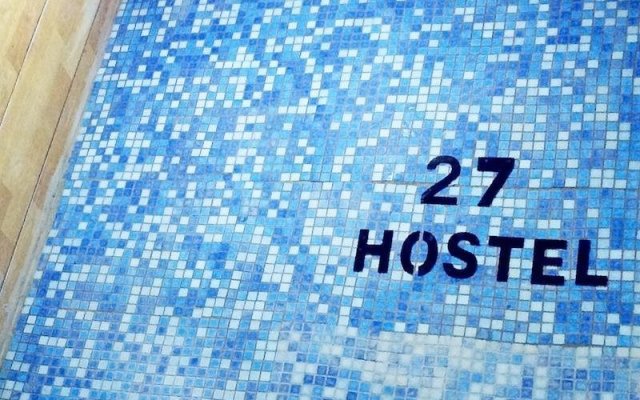 Hostel 27