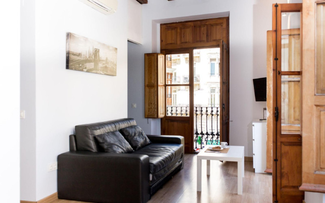 5 Flats Torres De Serrano