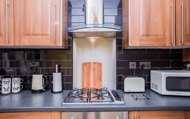 Maida Vale 1 Bedroom Apartment with a Balcony