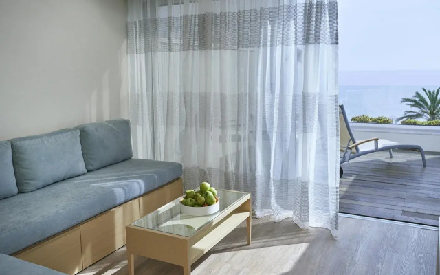Sunrise Beach Hotel