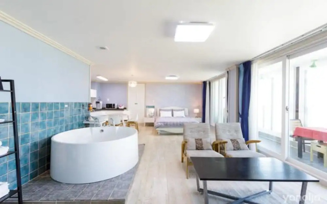 Goseong Bonobono Pension