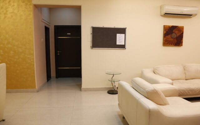 Seven Serviced Apartment Bandra