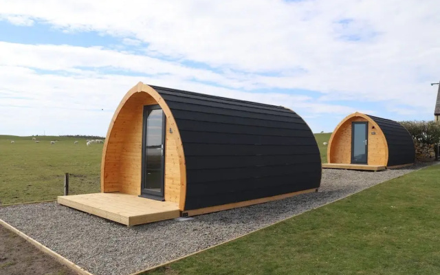 Kirkapol Beach Pod Sleeps 2 With Views