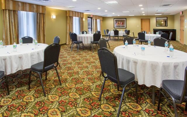 Holiday Inn Express & Suites Martinsville, an IHG Hotel