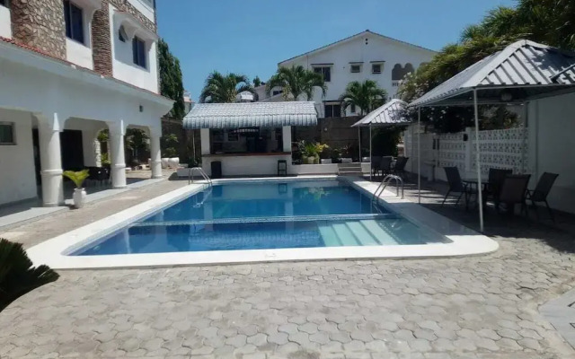 Chamiachi Hotel and Luxury Apartments