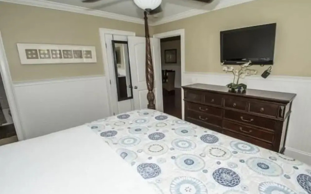 Sandpiper Court 8 by Wild Dunes, With Amenities
