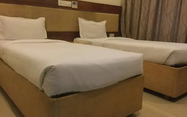 Meenal Hotel
