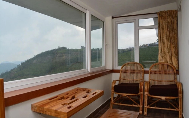 Paradise Peak Cottage
