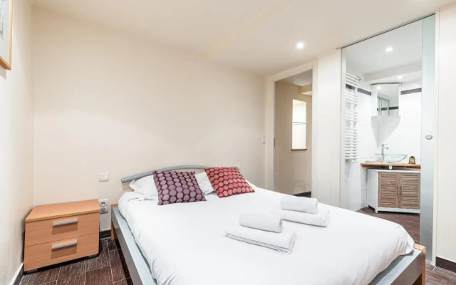 Atypical Cozy 1 Bdr Old Town