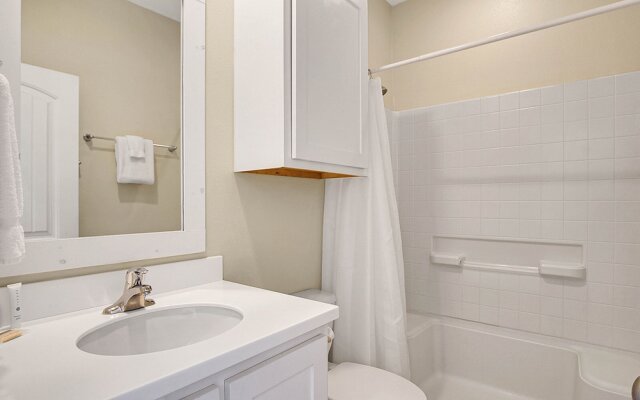 Beach Club Clubhouse 2