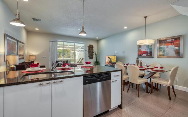 Nice and pleasant townhome villa with private pool near Disney
