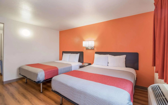 Park Inn by Radisson, Fargo West Acres