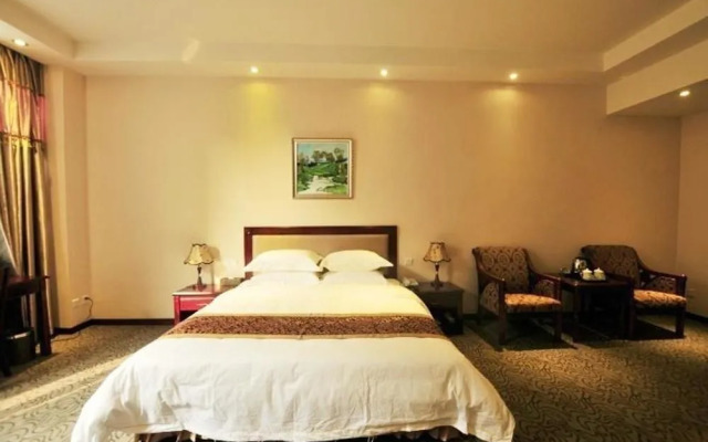 Chengdu Chunxi Business Hotel