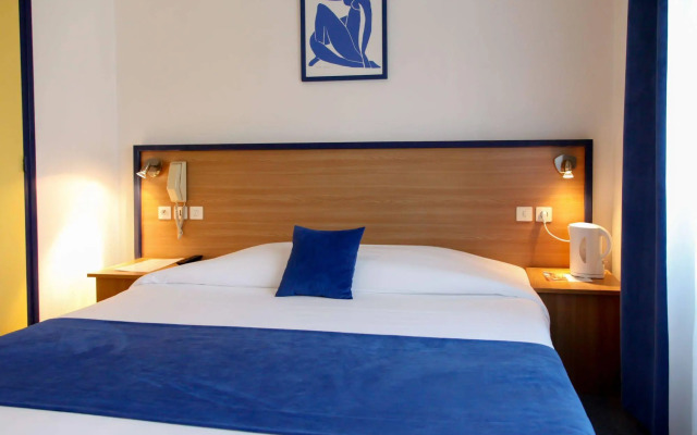 Rex Hotel