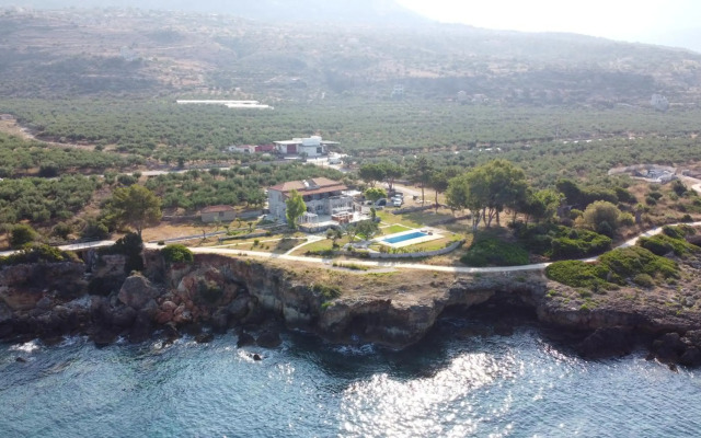 Stoupa Properties Rooms