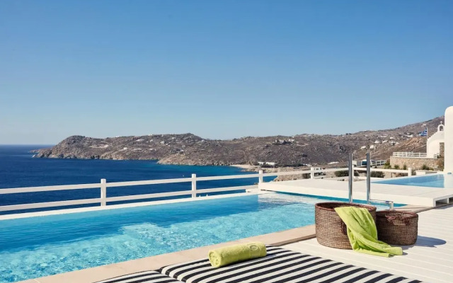 Myconian Villa Collection Unique Villas 2-bedroom in House Ftelia Villa