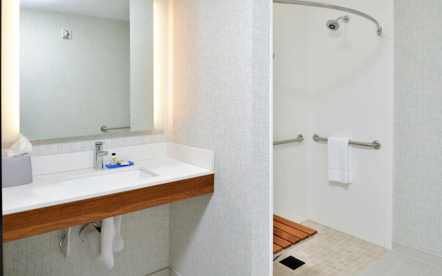 Holiday Inn Express Santa Rosa North by IHG