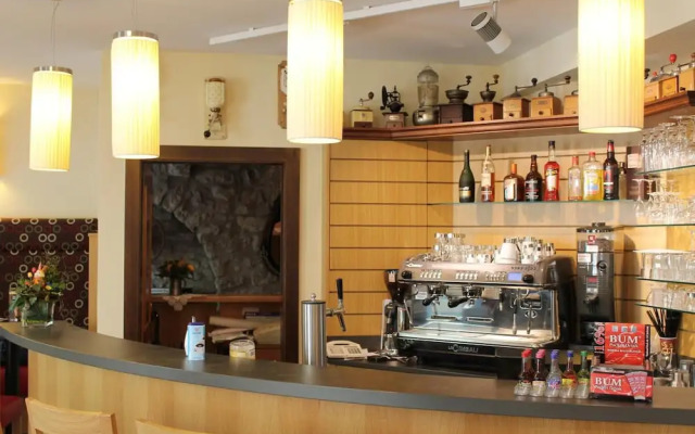 Hotel Restaurant Café Uhl