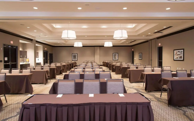 DoubleTree by Hilton Schenectady