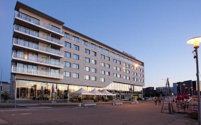 hotelImage