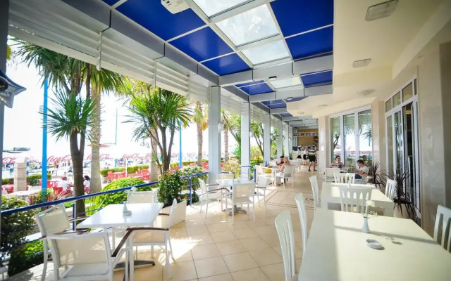 Hotel Iliria Internacional