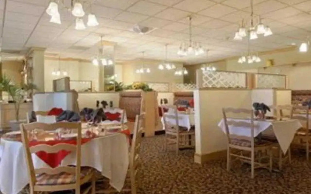 Holiday Inn Airport North